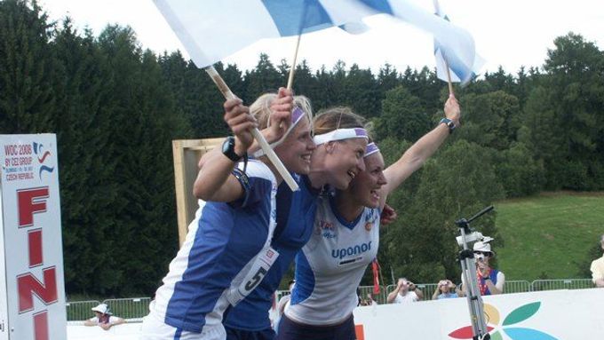 Finská radost, Kauppiová doběhla se štafetou pro zlato