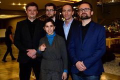 Piráti si volí nové vedení. Bartoš chce být předsedou dál, má však dva protikandidáty