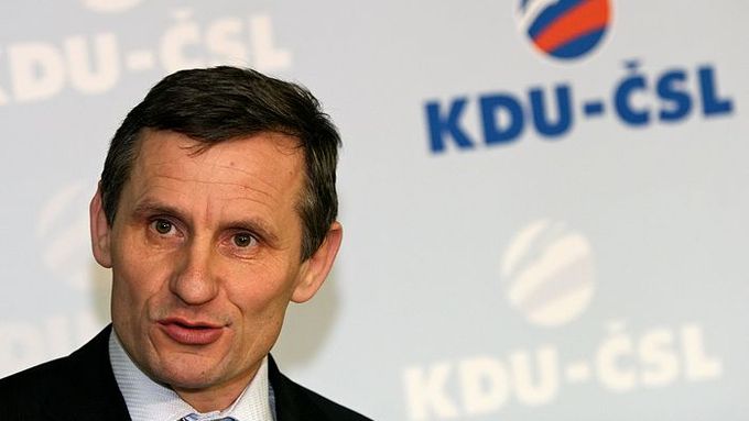 Předseda KDU-ČSL Jiří Čunek po mimořádné celostátní konferenci strany.