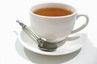 Káva, nebo čaj? V sáčku, nebo sypaný? Co pijí Češi