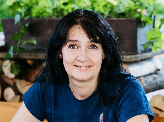 Andrea Tláskalová je propagátorka učení venku a badatelské výuky.