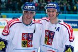Tomáš (vlevo) se hlavně v reprezentačním dresu v obraně potkával se starším bratrem Františkem. Snímek je z úspěšného světového šampionátu 2005 v Rakousku.