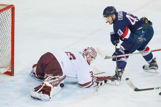 Sparta-Slovan Bratislava: Filip Novotný - Jozef Tibenský