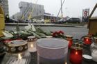 Pod troskami obchodního centra v Rize zůstává 13 lidí