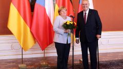 Angela Merkelová s Milošem Zemanem v Praze
