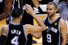 Obhájce padl! První finále NBA vyhrálo San Antonio