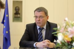 Útoky na Benešovy dekrety se nesmí opakovat, řekl Zaorálek maďarskému velvyslanci
