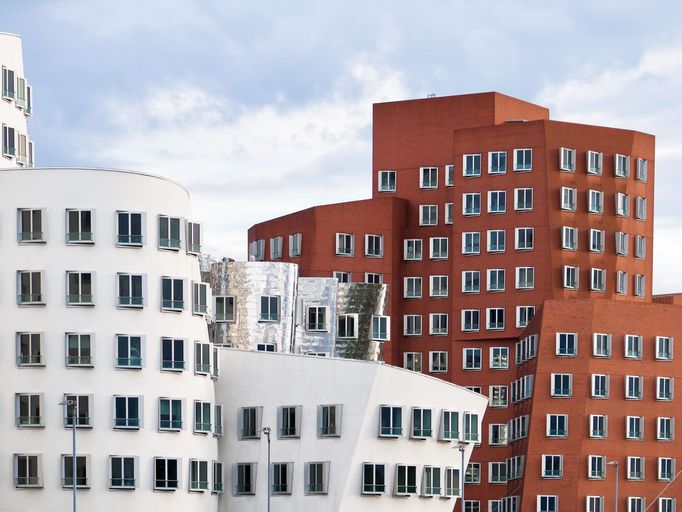 Moderní architektura: Düsseldorf Media Hafen