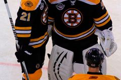 VIDEO Famózní Thomas nasměroval Boston k finále NHL