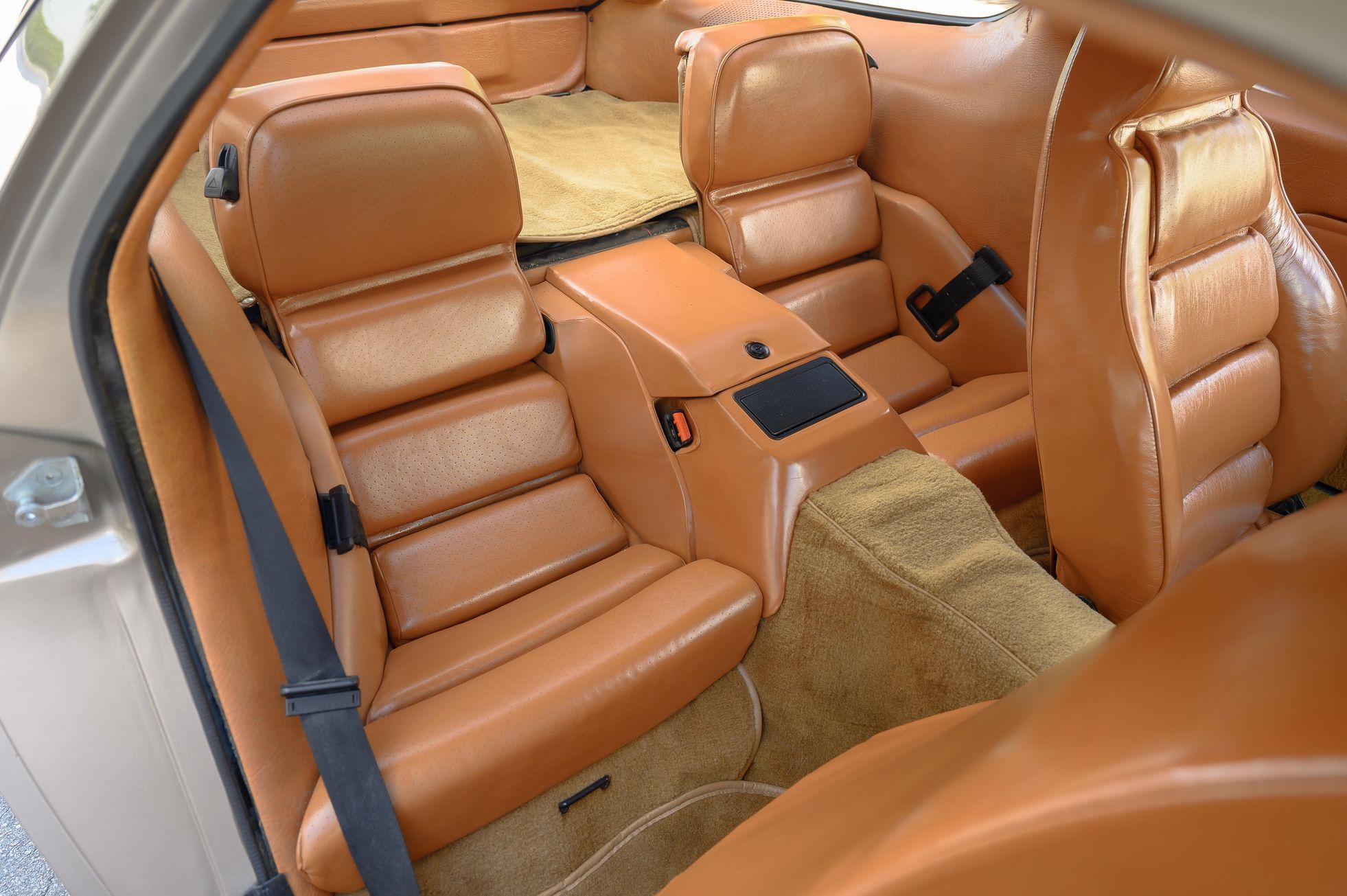 Porsche 928