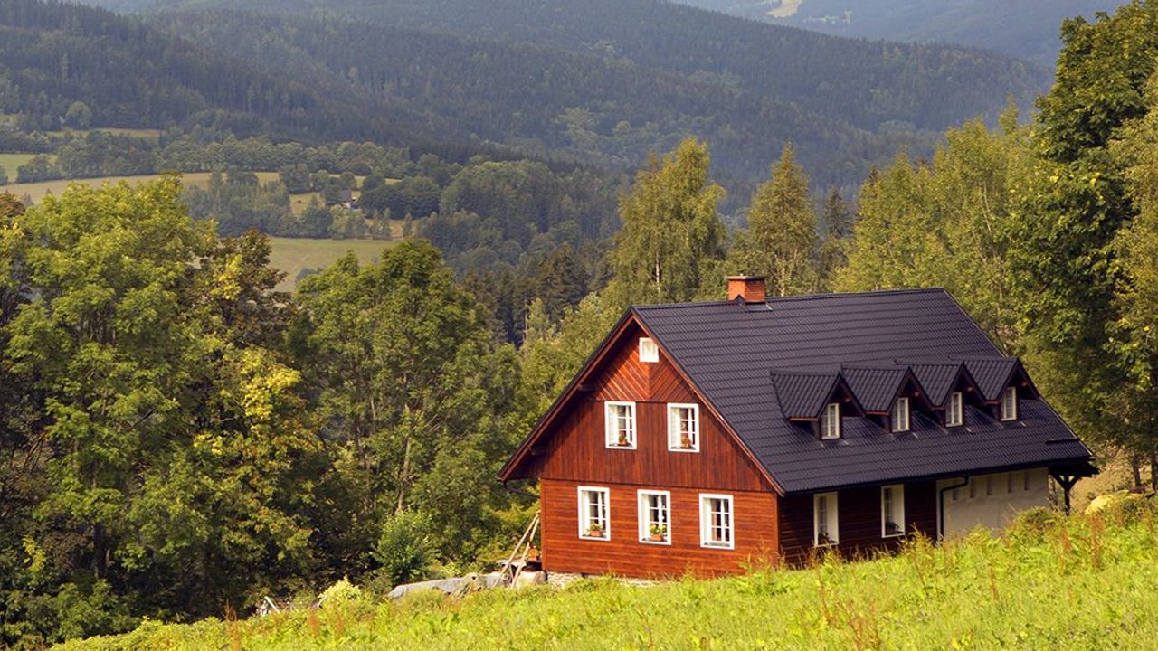 Skrytá místa Krkonoš. Výlety po nejvyšších horách Česka, kde na turisty nenarazíte