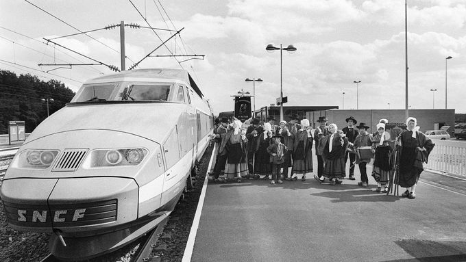 TGV, symbol Francie, fascinuje dodnes. Konstruktér se inspiroval závodními auty