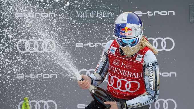 Ester Ledecká po vítězství v závodě Světového poháru v super-G ve Val d´Isere
