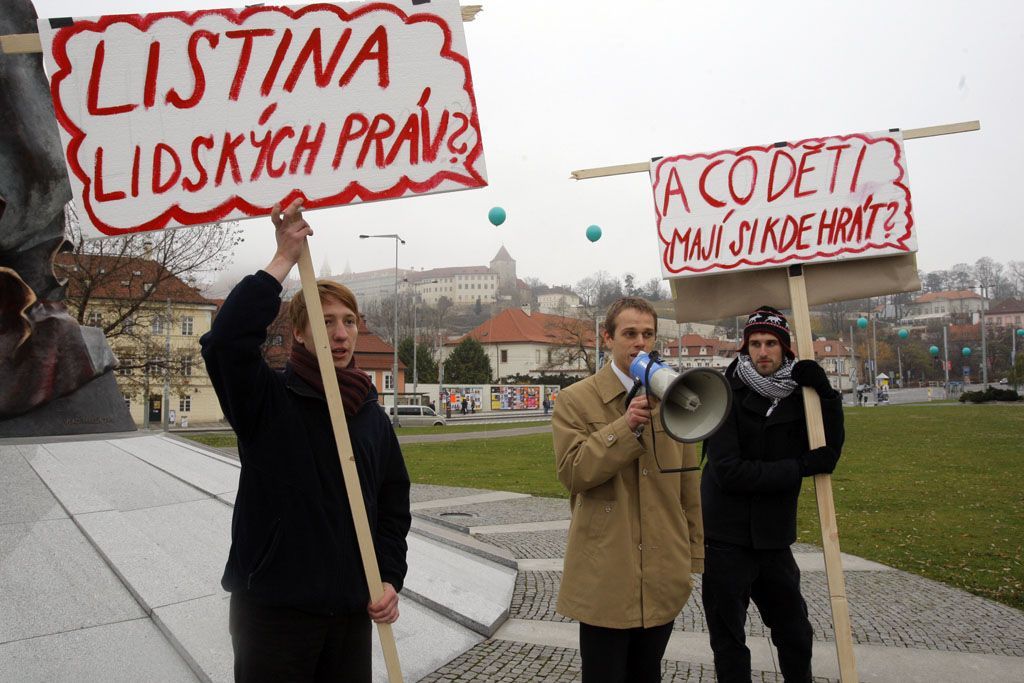 Happening proti bezohlednosti korporací