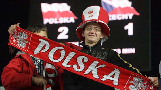 Čeští fanoušci v srdci Polska. Tak se fandí v Chorzówě