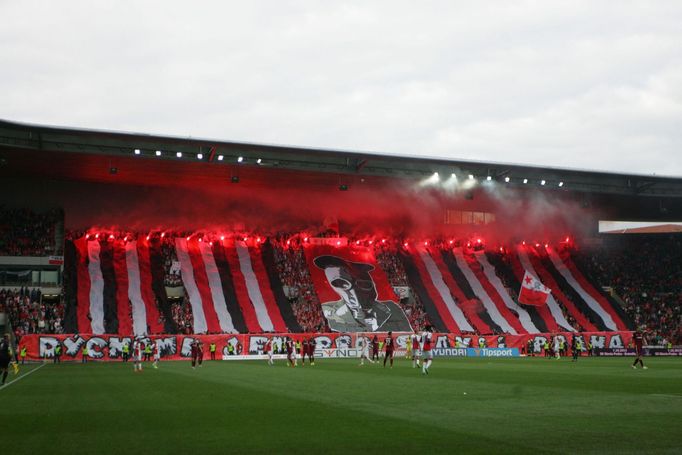 SL, Slavia-Sparta: choreo Slavie