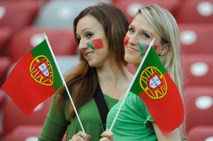 Fanoušci před čtvrtfinálovým utkáním Česko - Portugalsko na Euru 2012.