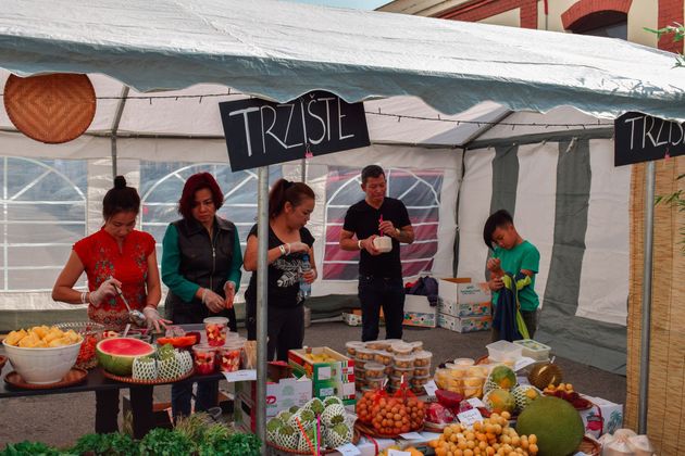Vietnamské tržište s ovocem a zeleninou