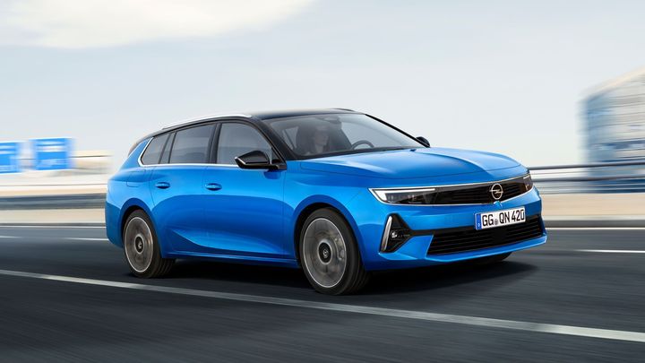 Boj o nejlepší rodinné kombi: Škoda Octavia má nové soupeře, bodují cenou i prostorem; Zdroj foto: Opel