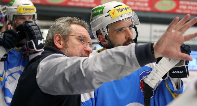 Hokej, Plzeň - Zlín: Milan Razým a Pavel Kašpařík