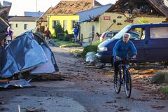 Tady přece nebydlím, kam zmizel můj svět? Tornádo změnilo vesnice k nepoznání