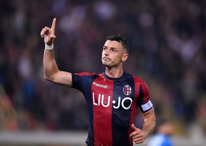 Soccer Football - Serie A - Bologna v Napoli - Stadio Renato Dall'Ara, Bologna, Italy - May 25, 2019  Bologna's Blerim Dzemaili celebrates scoring their second goal