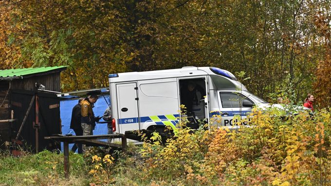 Policie vyšetřuje dvojnásobnou vraždu 16. října 2025, Smržovka, Jablonecko.