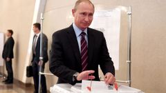 Vladimir Putin během komunálních voleb v Moskvě.