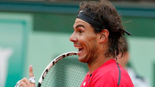Rafael Nadal se raduje během finále French Open 2012.