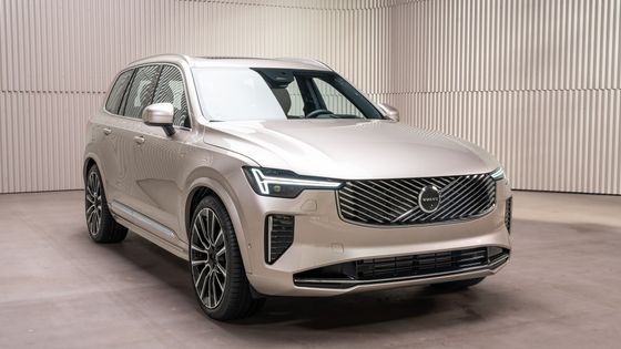 Volvo pokropilo XC90 živou vodou. Po devíti letech ho modernizovalo, jen bez dieselu