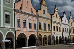 V Česku se v létě ubytovalo o desetinu víc turistů