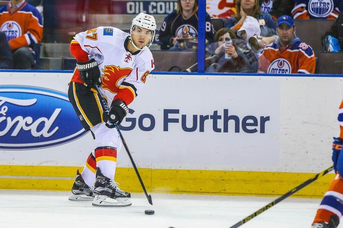 NHL: Calgary Flames (Michael Frolík)