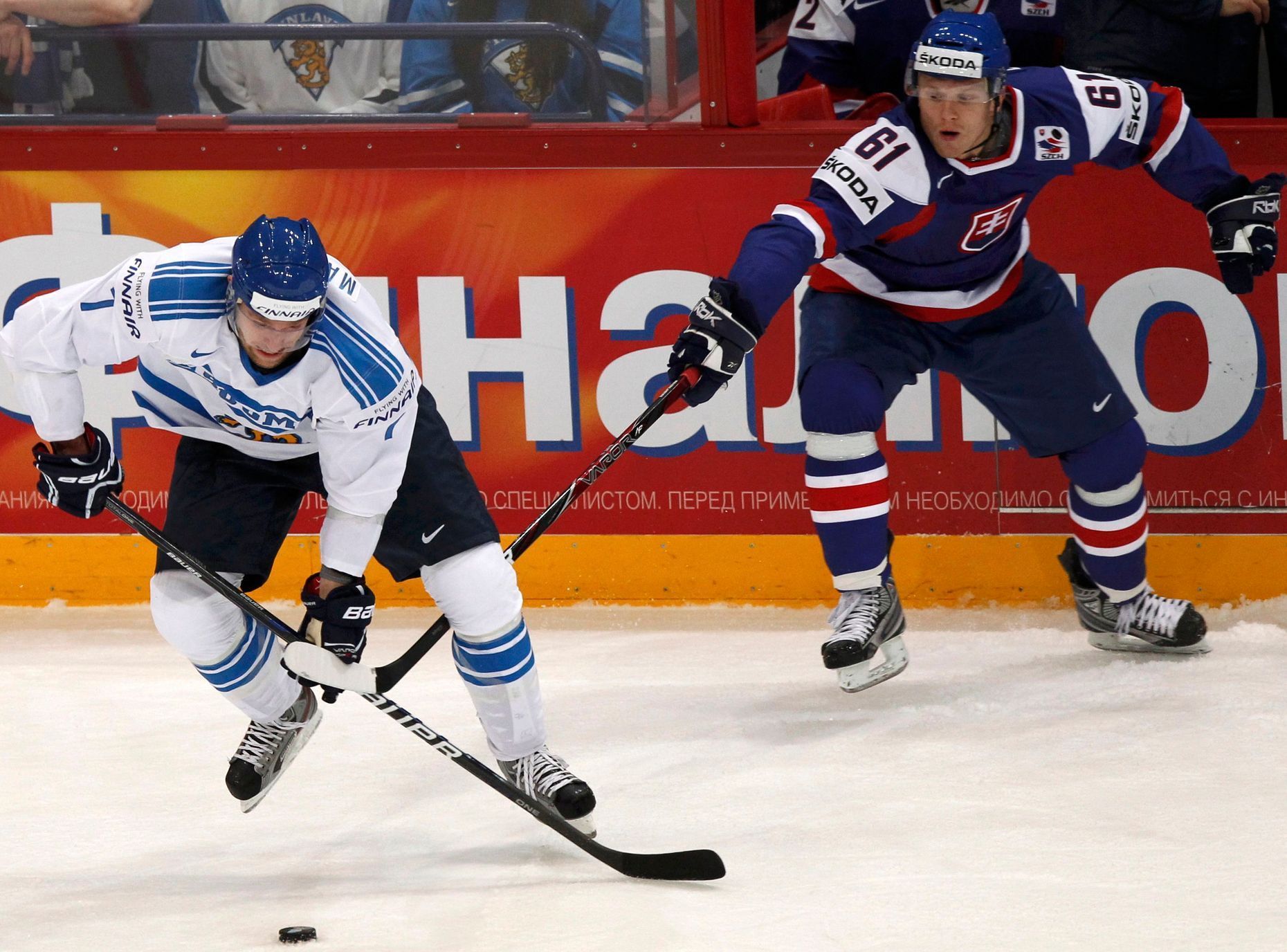 Bartovič a Maenpaa v utkání Finsko - Slovensko