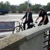Náměstek ministra na kole
