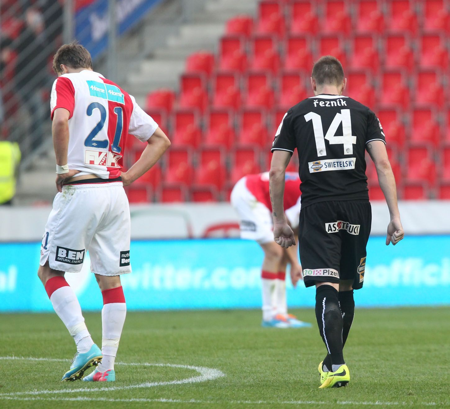 SK Slavia - Viktoria Plzeň: Řezník