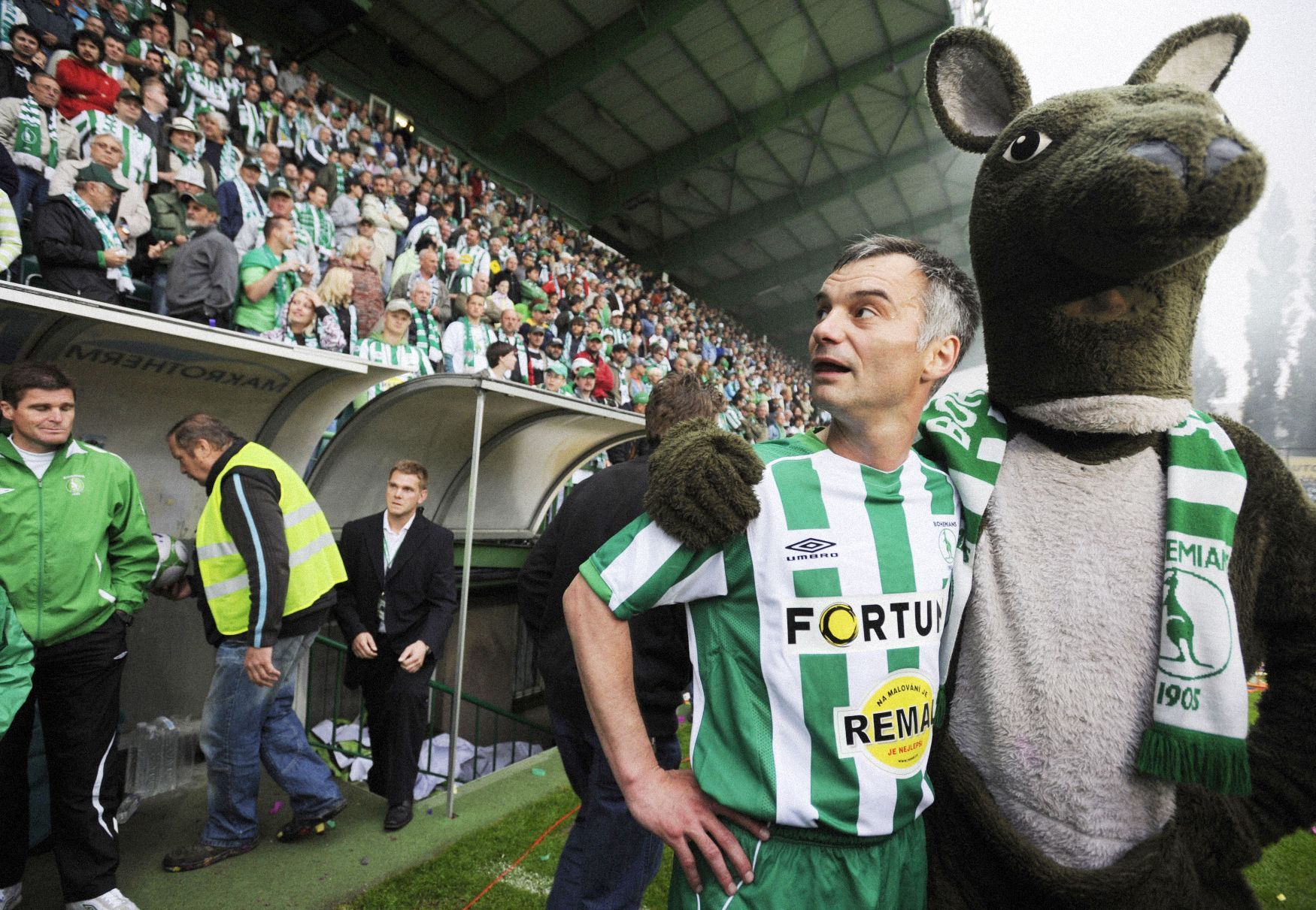 Fotogalerie / Před 90 lety byl otevřen fotbalový stadion Ďolíček klubu Bohemians 1905
