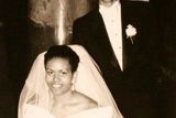 3. října se Obama oženil s Michelle Robinsnovou.