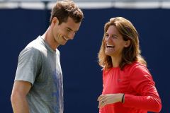 Murray se musí ve Wimbledonu obejít bez těhotné Mauresmové