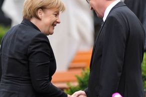 Německo slaví své sjednocení. Došlo i na protesty