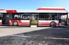 Tak například společnost Tedom s.r.o vypraví na linku č.110 (Dolní Počernice - Obchodní centrum Čakovice) nový nízkopodlažní autobus L12 s tichým plynovým motorem. Nádrž na zemní plyn, která je umístěna na střeše autobusu, pojme cca 200 kg paliva, s kterým vydrží na 450 km.