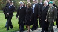 Gauck je prvním německým prezidentem, který přijel Lidice osobně navštívit.