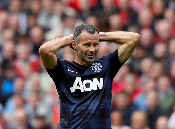 Giggs z Manchesteru United v utkání s Liverpoolem