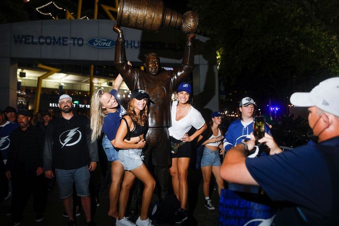 Fanoušci Tampy Bay Slaví Stanley Cup
