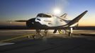 Stroj Dream Chaser (Lovec snů), prototyp vývojářská společnosti Sierra Nevada Corporation, absolvoval v říjnu zkušební let. Nedopadl úplně slavně: Stroj mě problémy při přistání.