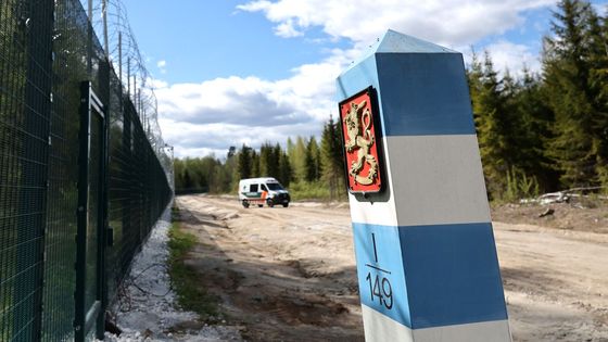 Finská odpověď Moskvě? Čtyři metry vysoká "železná opona" a zavřené přechody