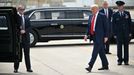 Konvoj prezidenta Donalda Trumpa se skládal z téměř 50 různých vozidel.