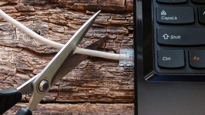 Indonéský kmen žádá odpojení od internetu. Bojí se o způsob života a morálku mladých