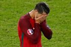 Ronaldův špatný den: Nedal penaltu, při gólu stál v ofsajdu. A Portugalci znovu ztratili body