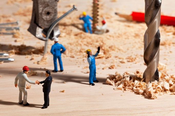 A diorama of a miniature construction site, foreman shaking hands with businessman Image: 0129612030, License: Royalty free, Restrictions: Not available for license to or for use in the following territories: Argentina, Brazil, Chile, Costa Rica, Ecuador, Japan, Mexico, Peru, Spain, Uruguay and Venezuela. For multi-territory license please contact your Corbis Account Representative. Not available for use in Corbis Merchandise., Property Release: No or not aplicable, Model Release: No or not aplicable, Credit line: Profimedia.cz, Corbis