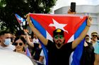 Kubánci se pokoušejí o svůj Listopad. Biden by neměl čekat s rukama v klíně